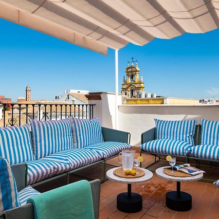 Magno Apartments San Gil - Shared Jacuzzi Севиля Екстериор снимка